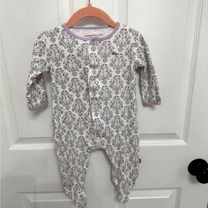 Magnetic Me Footie organic cotton magnetic footie 6-9M